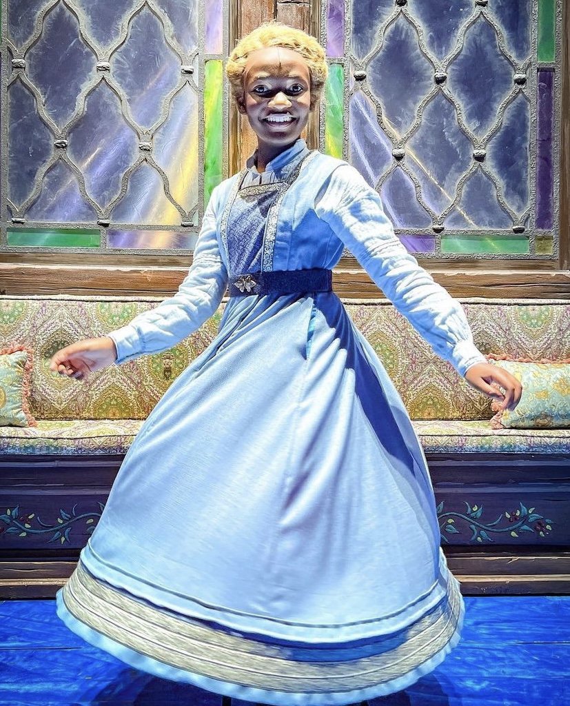 Sydney Elise Russell as Young Elsa, Frozen North American Tour