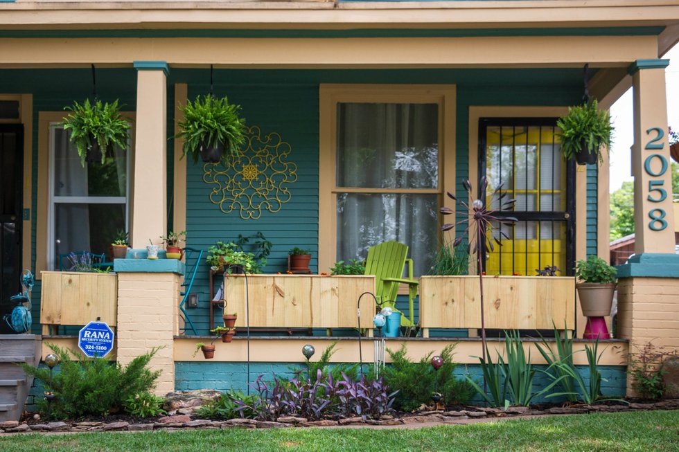 Porchfest and Yard Sale, Cooper-Young District